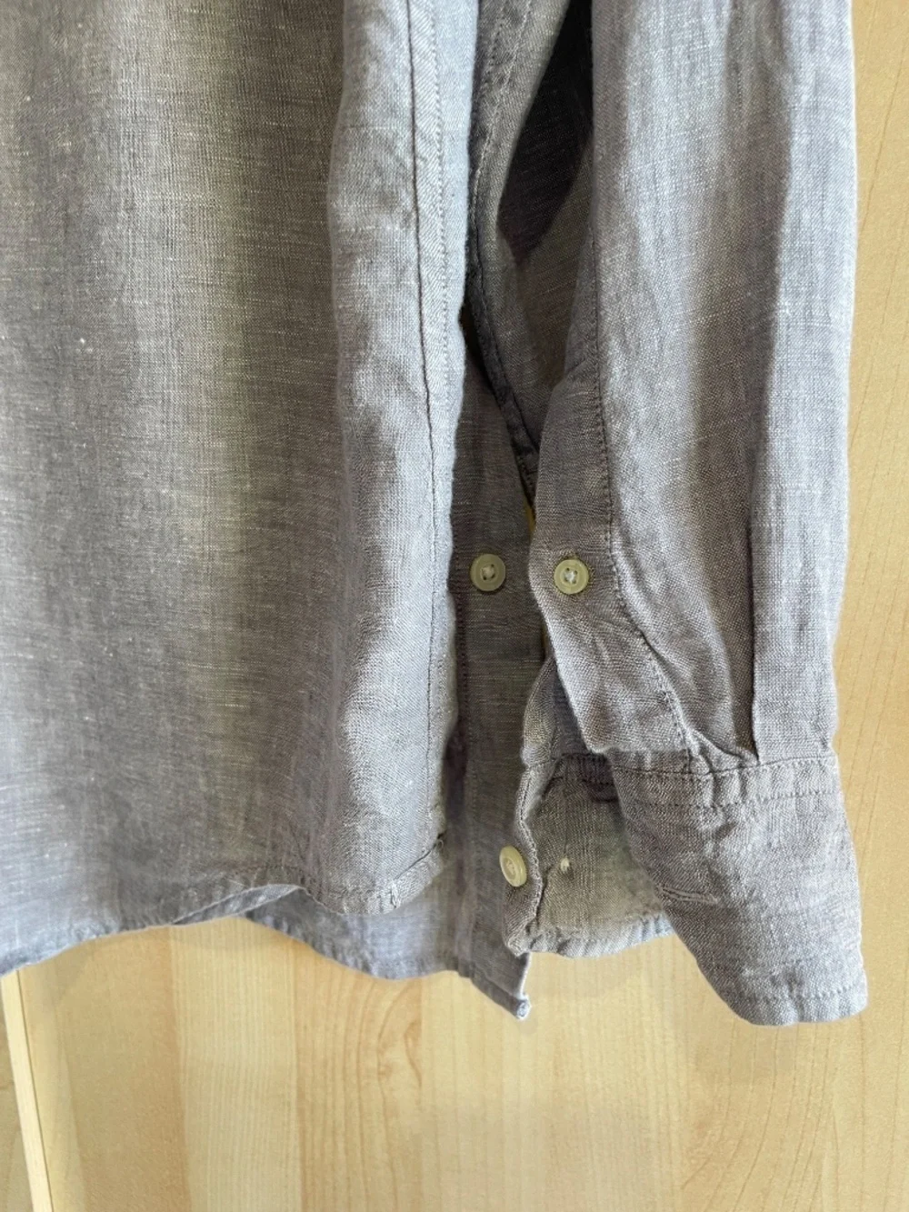 Banana Republic Heather Gray Linen Button-Down Shirt